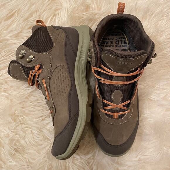 KEEN Terradora Explorer Mid Boots Women’s 10 | Waterproof, Canteen, NWOT - Picture 11 of 12